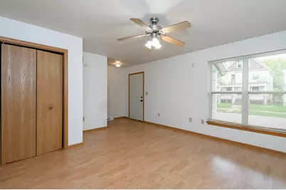 2932 N Dr William Finlayson St, Milwaukee, WI 53212 - Photo 3