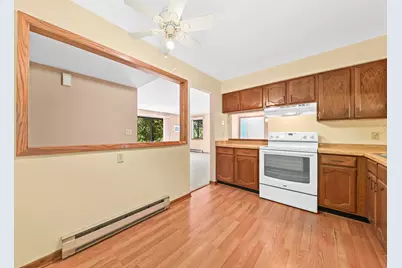 W177N9765  Riversbend Cir, Germantown, WI 53022 - Photo 19