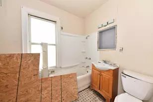 2533 N Fratney St, Milwaukee, WI 53212 - Photo 15