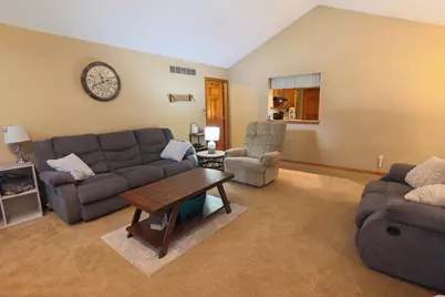 N71W23721  Good Hope Rd, Sussex, WI 53089 - Photo 7