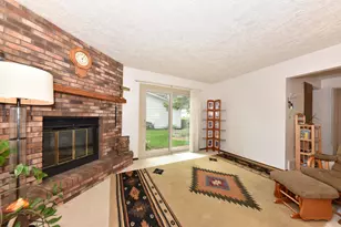12450 W Ohio Dr, New Berlin, WI 53151 - Photo 17