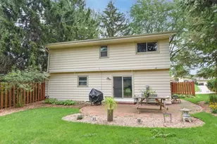 12450 W Ohio Dr, New Berlin, WI 53151 - Photo 33