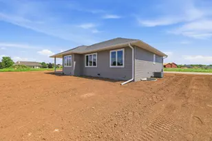 801 S 5th St, Cedar Grove, WI 53013 - Photo 33