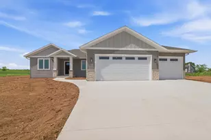 801 S 5th St, Cedar Grove, WI 53013 - Photo 7