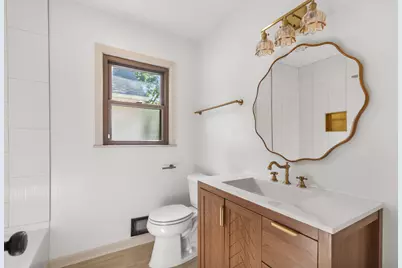 2110 S 63rd St, West Allis, WI 53219 - Photo 13