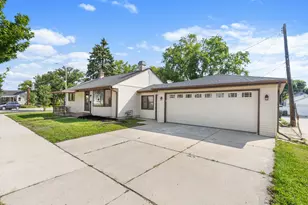 2110 S 63rd St, West Allis, WI 53219 - Photo 21