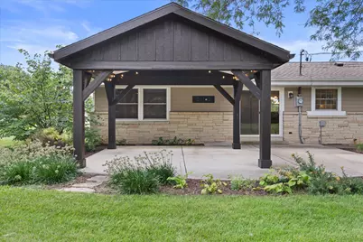 13728 W Honey Ln, New Berlin, WI 53151 - Photo 35