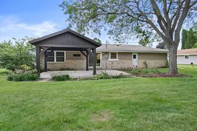 13728 W Honey Ln, New Berlin, WI 53151 - Photo 37