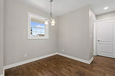 13728 W Honey Ln, New Berlin, WI 53151 - Photo 7