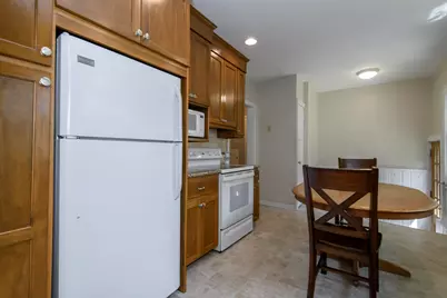 121 N Hartwell Ave, Waukesha, WI 53186 - Photo 29