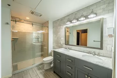 234 E Reservoir Ave #404, Milwaukee, WI 53212 - Photo 15