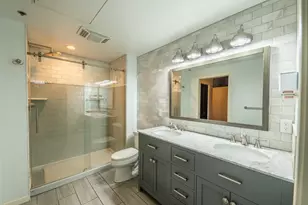 234 E Reservoir Ave, Milwaukee, WI 53212 - Photo 15