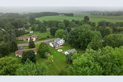 1013  Fairfield Ln, Farmington, WI 53090 - Photo 49