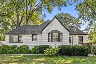 1636 S Triangle Ave, New Berlin, WI 53151 - Photo 1