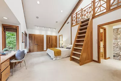 9910 N Corey Ln, Mequon, WI 53092 - Photo 33