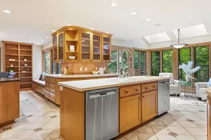 9910 N Corey Ln, Mequon, WI 53092 - Photo 13