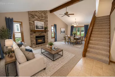 5360 S Cambridge Ln, Greenfield, WI 53221 - Photo 3