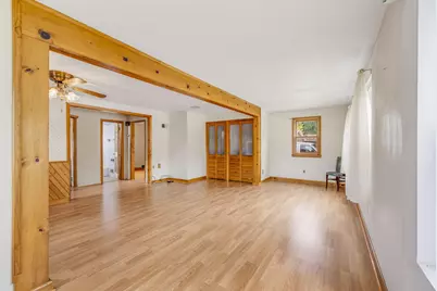 W347N5213  Elm Ave, Lac La Belle, WI 53069 - Photo 11