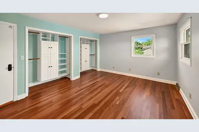 2626 W Ranch Rd, Mequon, WI 53092 - Photo 17