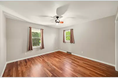 2626 W Ranch Rd, Mequon, WI 53092 - Photo 19