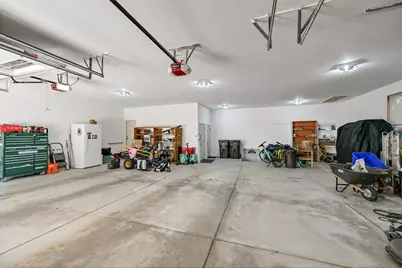 205  Kummrow Ct, Wales, WI 53183 - Photo 49