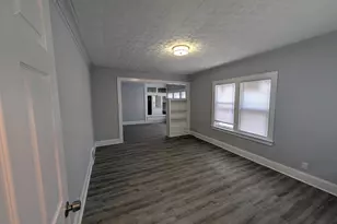 3026 S Hanson Ave, Milwaukee, WI 53207 - Photo 19
