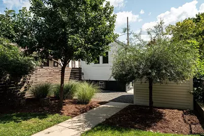 2556 N Fratney St, Milwaukee, WI 53212 - Photo 21