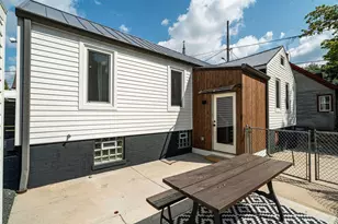 2556 N Fratney St, Milwaukee, WI 53212 - Photo 27