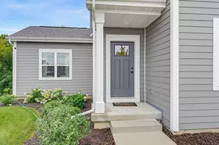 N56W24051 Daisy Ct, Sussex, WI 53089 - Photo 3