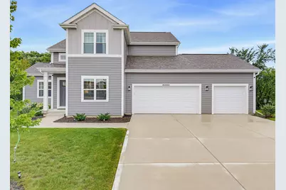 N56W24051  Daisy Ct, Sussex, WI 53089 - Photo 1