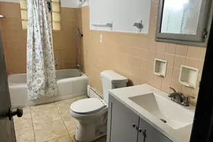 3377 S 34th St, Milwaukee, WI 53215 - Photo 9