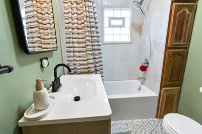 2011  Highland Ave, Waukesha, WI 53186 - Photo 13