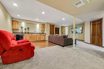W163N10528  Ridgeview Ln, Germantown, WI 53022 - Photo 33