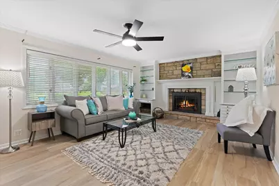 5213  79 St, Pleasant Prairie, WI 53142 - Photo 3