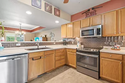 525  Bluebill Ln #2, Sheboygan Falls, WI 53085 - Photo 5