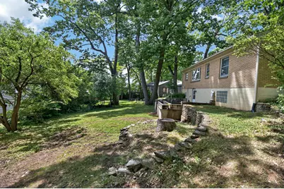 11605 W Mount Vernon Ave, Wauwatosa, WI 53226 - Photo 33