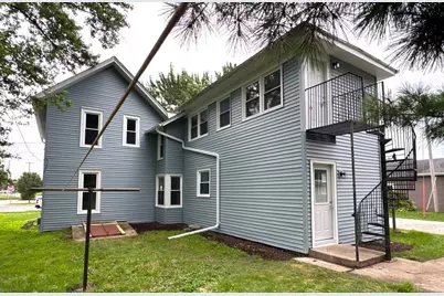 125  Parkview Dr, Milton, WI 53563 - Photo 5