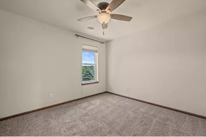 2305  Rustic Woods Ct, Waukesha, WI 53188 - Photo 23