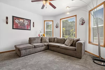 2636 W Hayes Ave, Milwaukee, WI 53215 - Photo 5