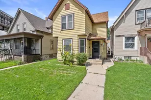 2636 W Hayes Ave, Milwaukee, WI 53215 - Photo 25