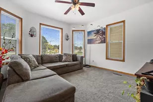 2636 W Hayes Ave, Milwaukee, WI 53215 - Photo 7