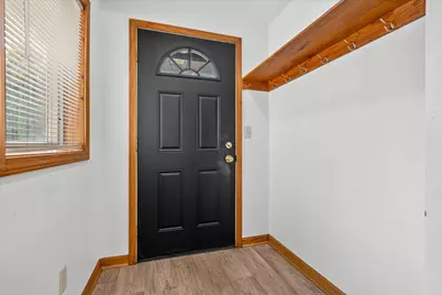 2636 W Hayes Ave, Milwaukee, WI 53215 - Photo 3