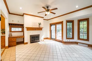 827 Oakland Ave, Waukesha, WI 53186 - Photo 17