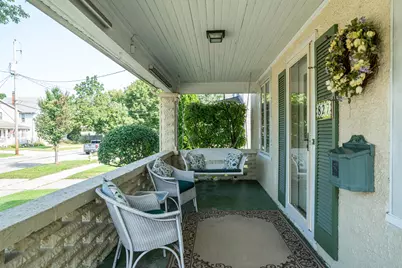 827  Oakland Ave, Waukesha, WI 53186 - Photo 49