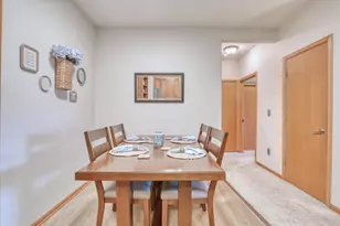 2933 W Drexel Ave, Franklin, WI 53132 - Photo 9