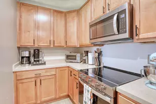 2933 W Drexel Ave, Franklin, WI 53132 - Photo 3