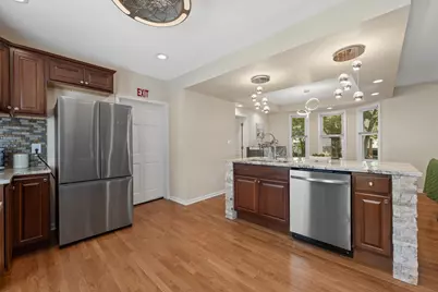 915 E Homer St, Milwaukee, WI 53207 - Photo 9