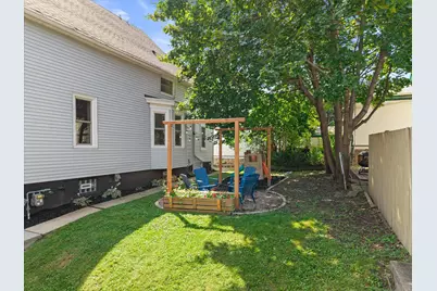 915 E Homer St, Milwaukee, WI 53207 - Photo 27