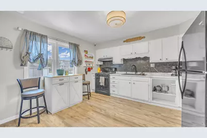 2836 S 10th St, Sheboygan, WI 53081 - Photo 5