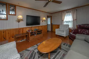 332 S 60th St, Milwaukee, WI 53214 - Photo 11